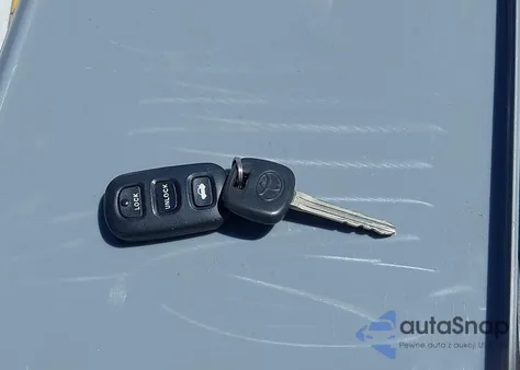 2003 Toyota Camry Le z USA, uszkodzony, nr VIN 4T1BE30K93U233865